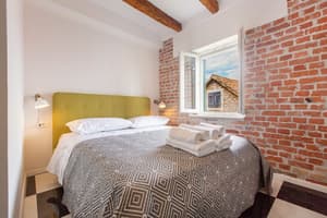 thumbnail: Interior