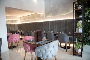 thumbnail: Restaurant