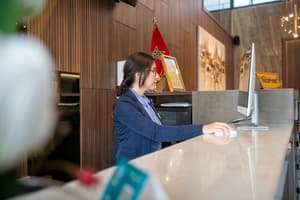 thumbnail: Reception