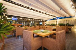 thumbnail: Restaurant