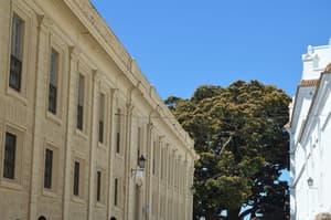 thumbnail: Exterior detail