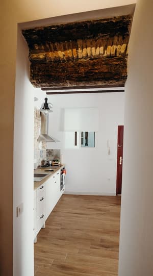 thumbnail: Interior entrance