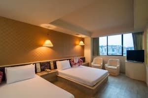 thumbnail: Room