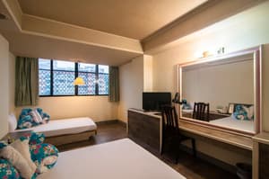 thumbnail: Room