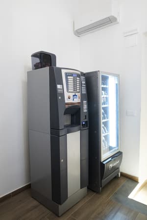 thumbnail: Vending machine