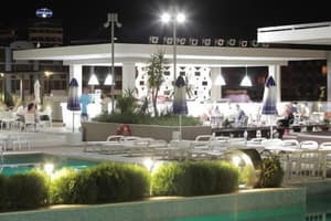 thumbnail: Poolside bar