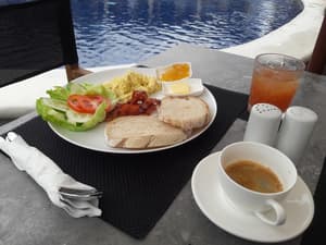 thumbnail: Breakfast meal