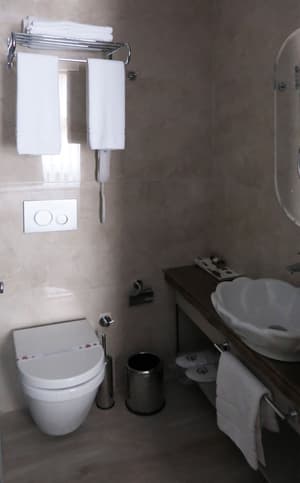 thumbnail: Bathroom