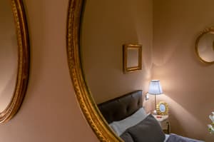 thumbnail: Room service - dining