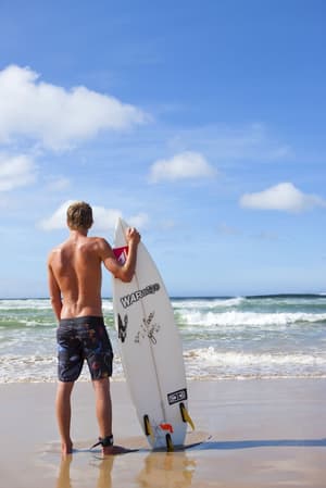 thumbnail: Surfing/boogie boarding