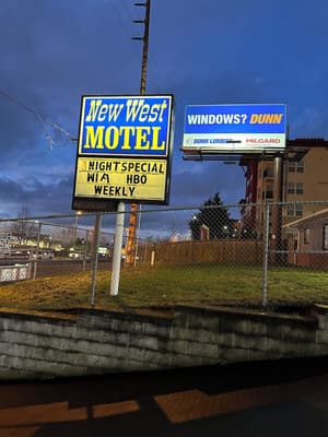 thumbnail: Exterior