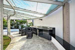 thumbnail: Terrace/patio