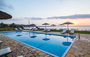 thumbnail: Sundeck