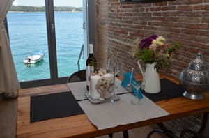 thumbnail: In-room dining