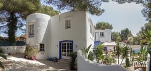 thumbnail: Exterior