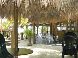 thumbnail: Bar (on property)