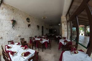 thumbnail: Breakfast area