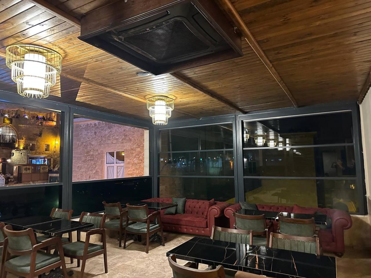 Restaurant-cafeteria