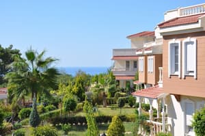 thumbnail: Front of property