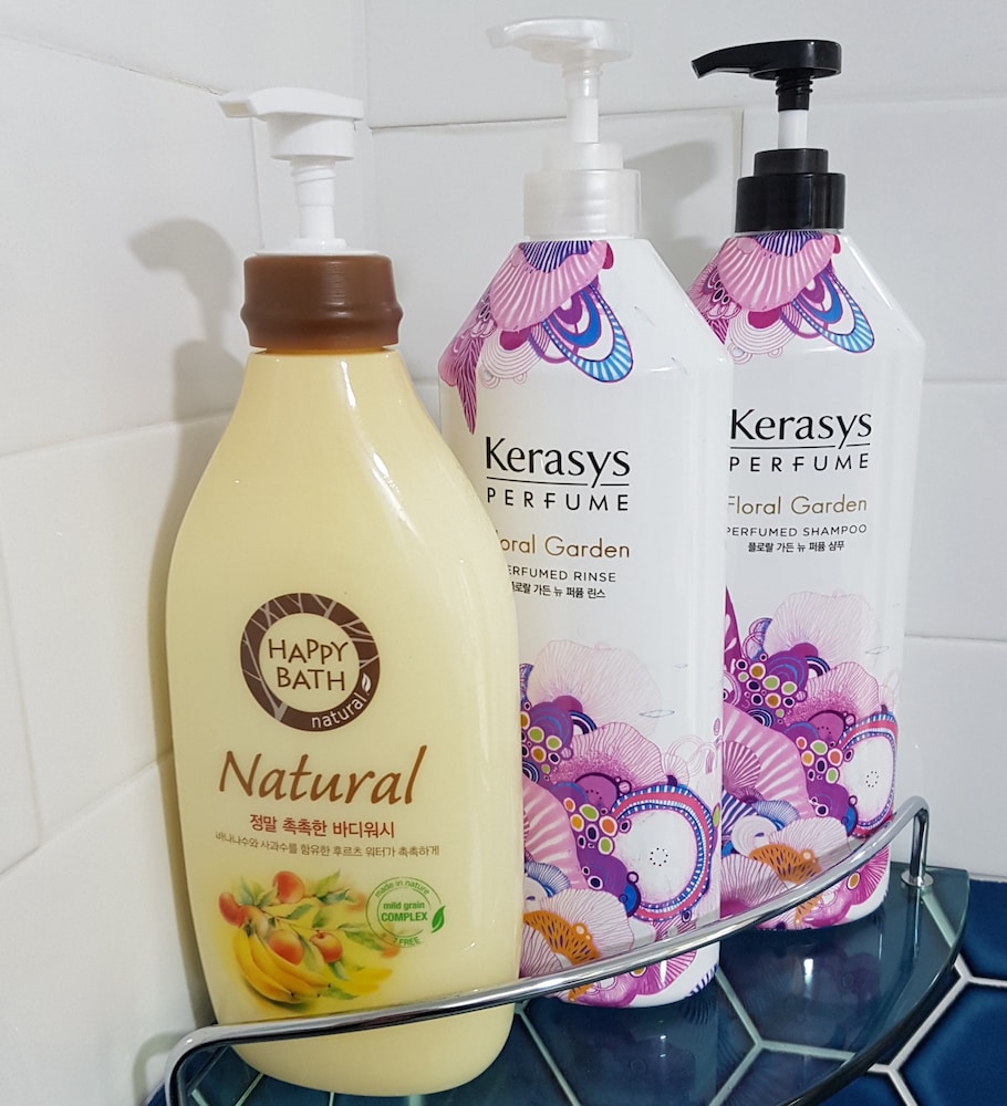 Bathroom amenities