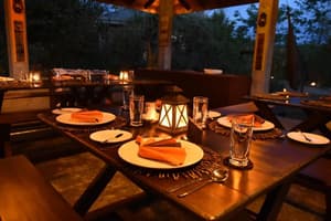thumbnail: Restaurant