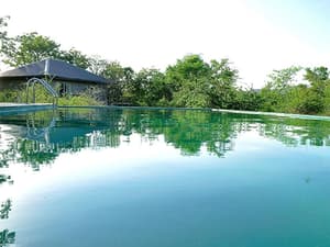 thumbnail: Pool