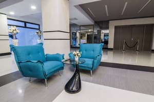 thumbnail: Lobby sitting area