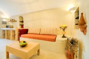 thumbnail: Living area