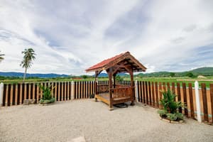 thumbnail: Mountain view