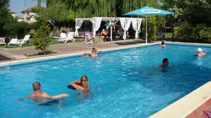thumbnail: Pool