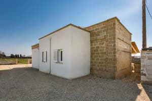 thumbnail: Exterior