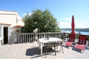 thumbnail: Balcony