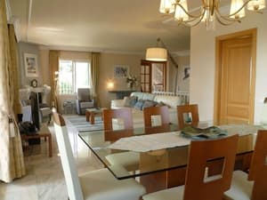thumbnail: Interior