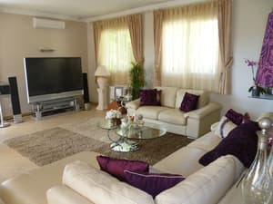 thumbnail: Living room