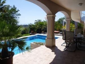 thumbnail: Terrace/patio