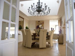 thumbnail: Interior