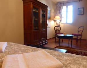 thumbnail: Room amenity