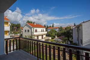 thumbnail: Balcony