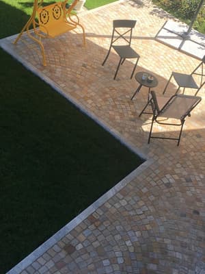 thumbnail: Balcony