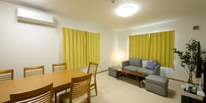 thumbnail: In-room dining