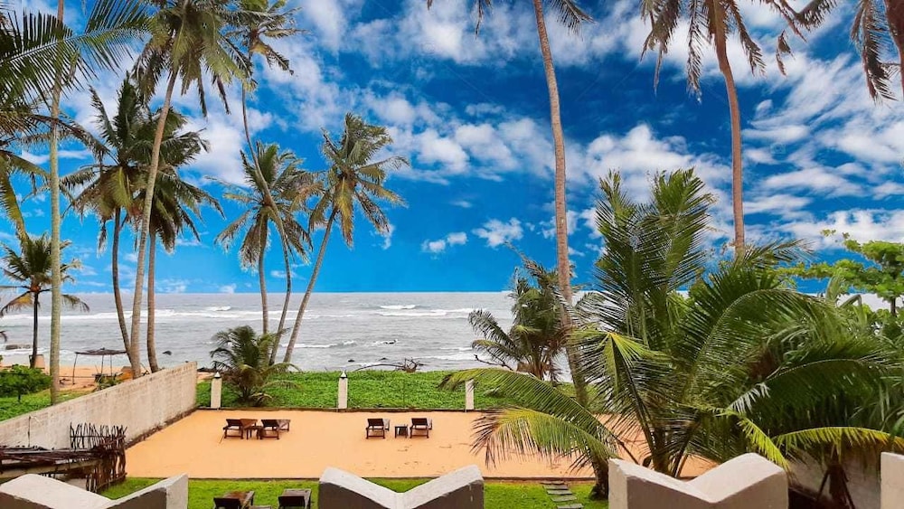 Beach/ocean view