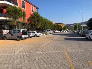 thumbnail: Parking