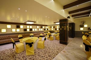 thumbnail: Banquet hall