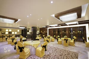 thumbnail: Banquet hall