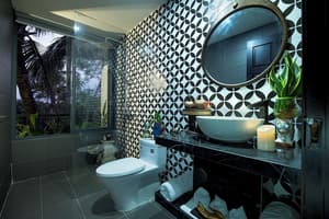 thumbnail: Bathroom