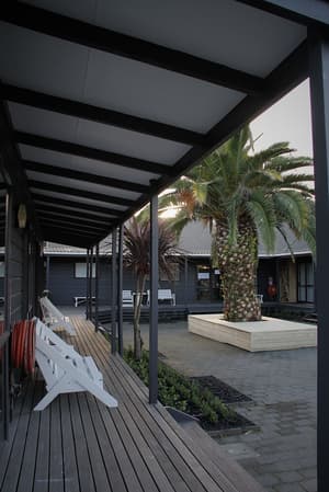 thumbnail: Exterior