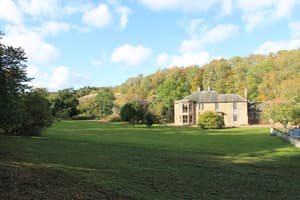 thumbnail: Property grounds