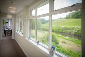 thumbnail: Reception hall