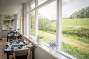 thumbnail: Breakfast area