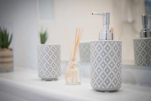 thumbnail: Bathroom amenities